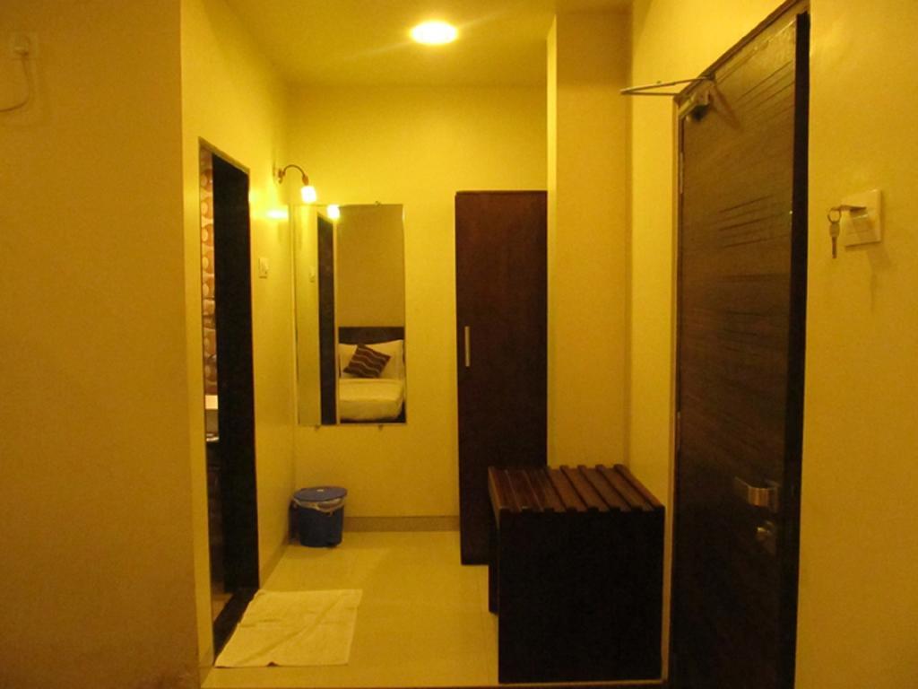 Hotel Sai Regency Даман Экстерьер фото