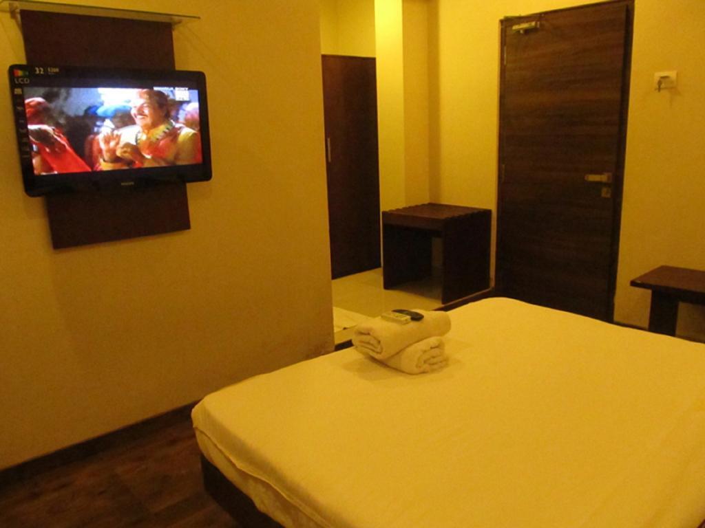 Hotel Sai Regency Даман Экстерьер фото